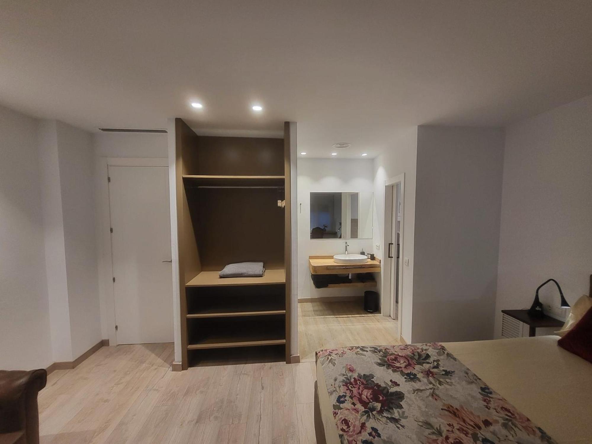 Turistic Girona - Piso De 1, 2 O 3 Habitaciones Exterior foto